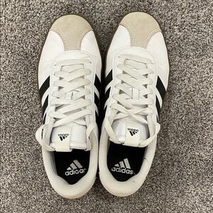 Adidas Women’s casual, size 8, like new!